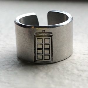 Doctor Who Engraved TARDIS Ring Metal